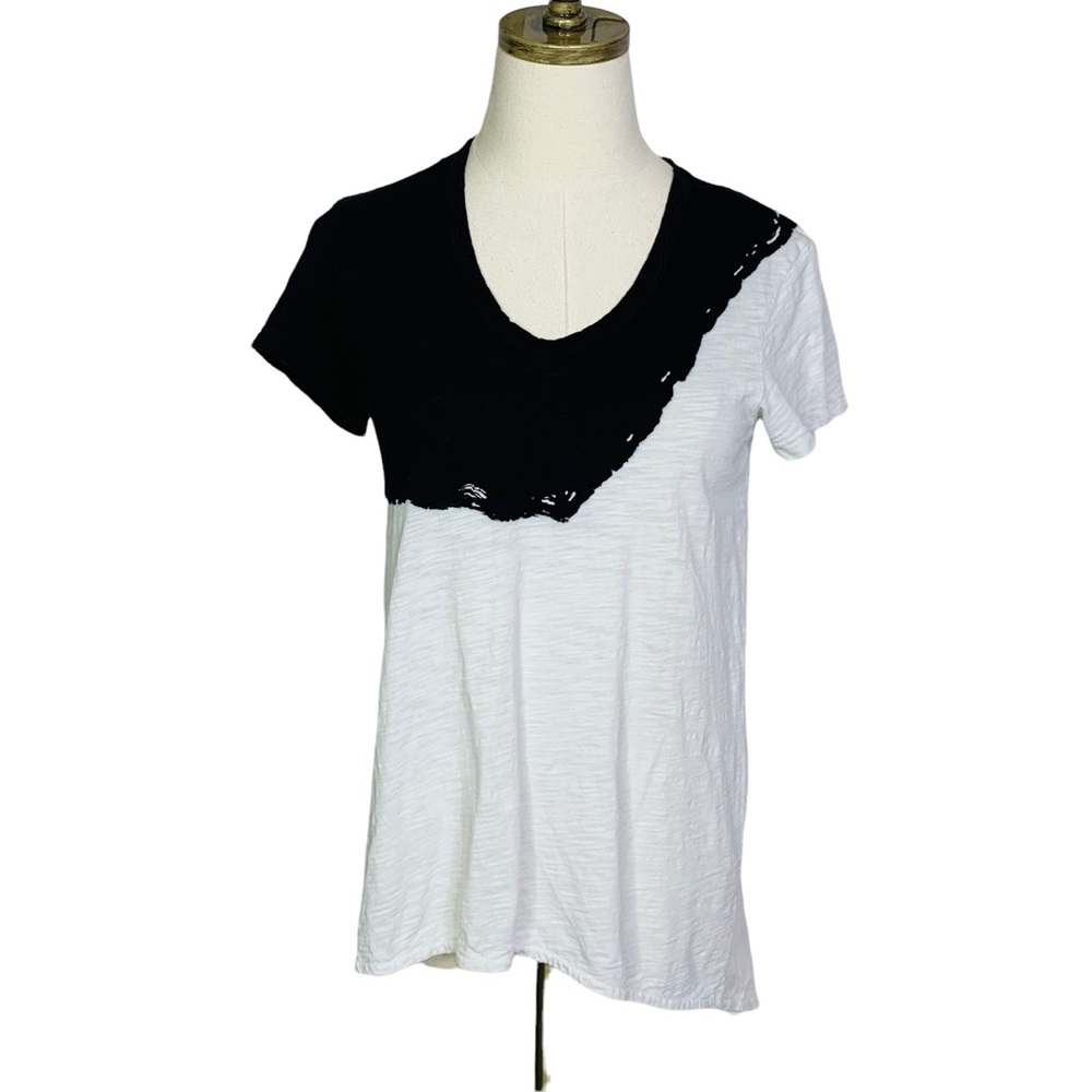 WILT black & white asymmetrical Crew tee shirt XS 3118